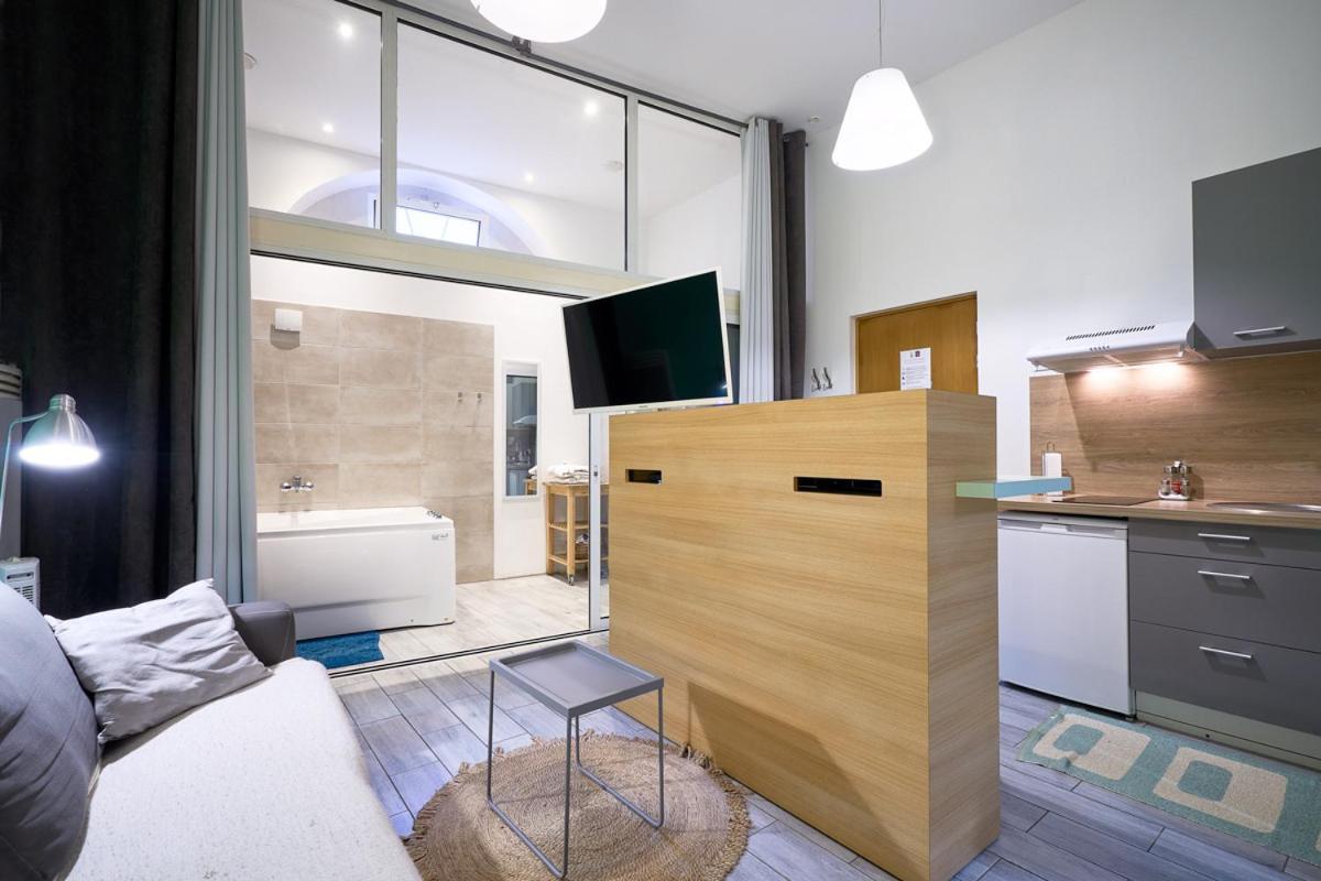 בורדו Wellkhome Appartements & Services מראה חיצוני תמונה