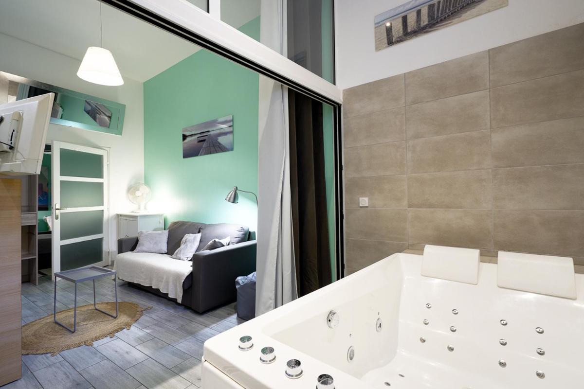 בורדו Wellkhome Appartements & Services מראה חיצוני תמונה